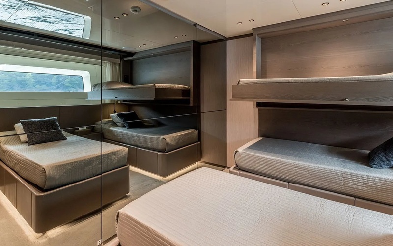 Hinckley Center Console 29