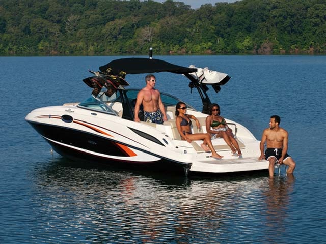 Sea Ray 260 Sundeck