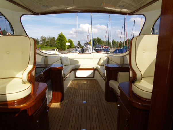 Lago 35 Lobster