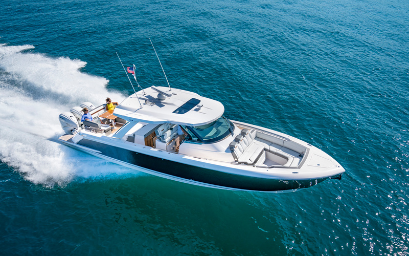 Tiara 43 LS