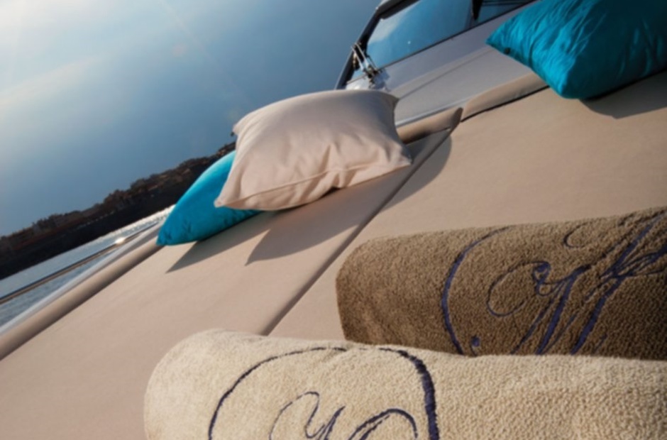 Sunseeker Molly Malone