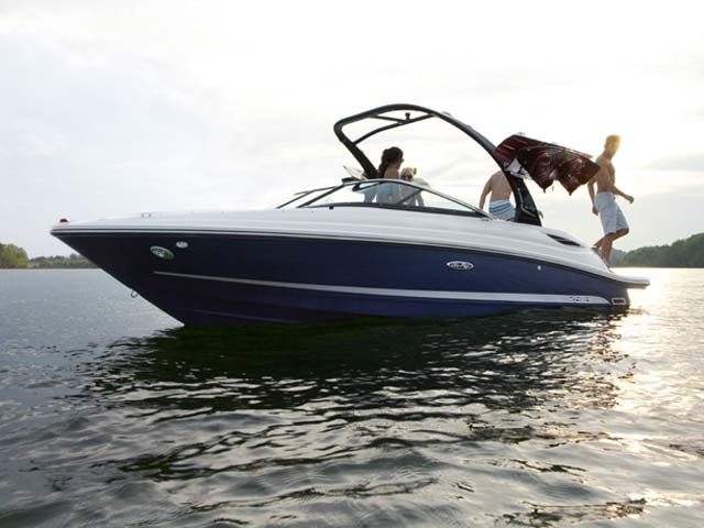 Sea Ray 230 SLX