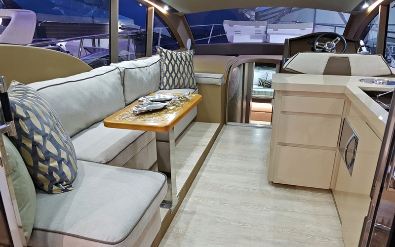 Triton 52 Fly