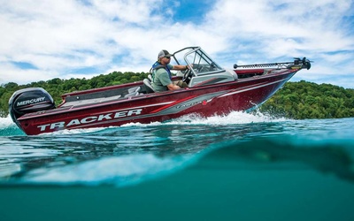 Tracker Targa V-18 Combo