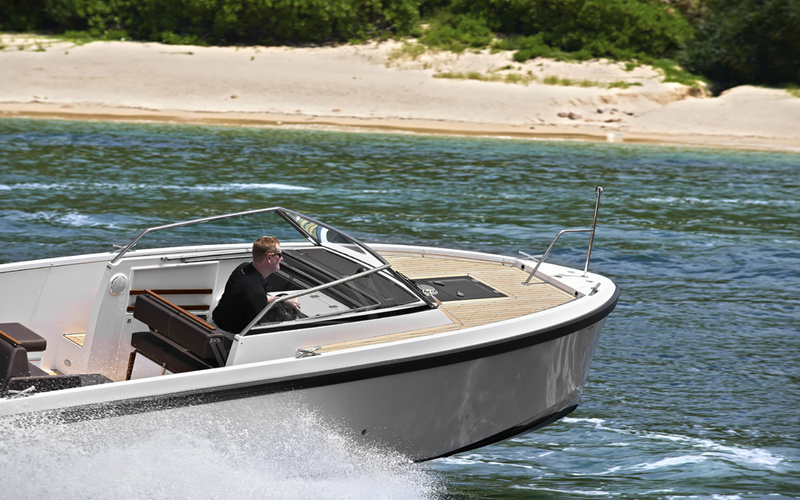 Delta 26 Open