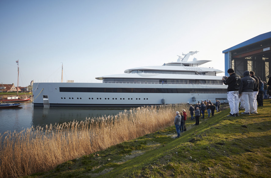 Feadship Moonrise