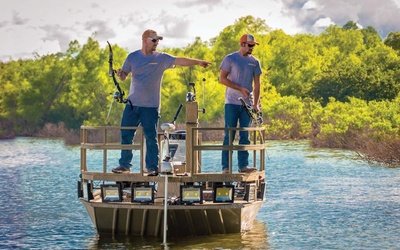 Tracker Grizzly 2072 CC Sportsman Kicker