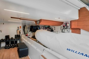Sargo 31 Explorer Aft Door