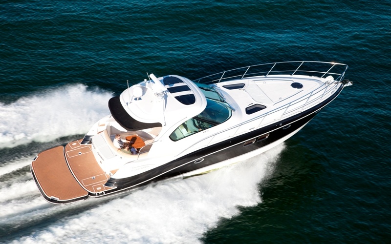 Four Winns V475