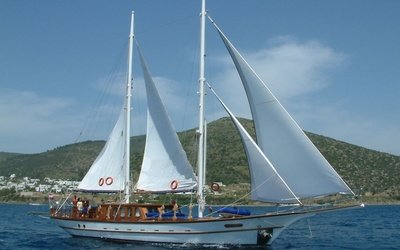 Aegean 22 M