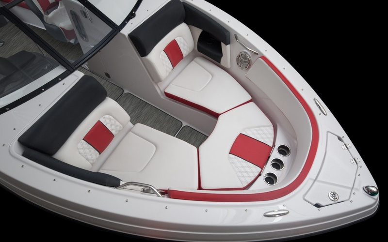 Glastron GTS 240