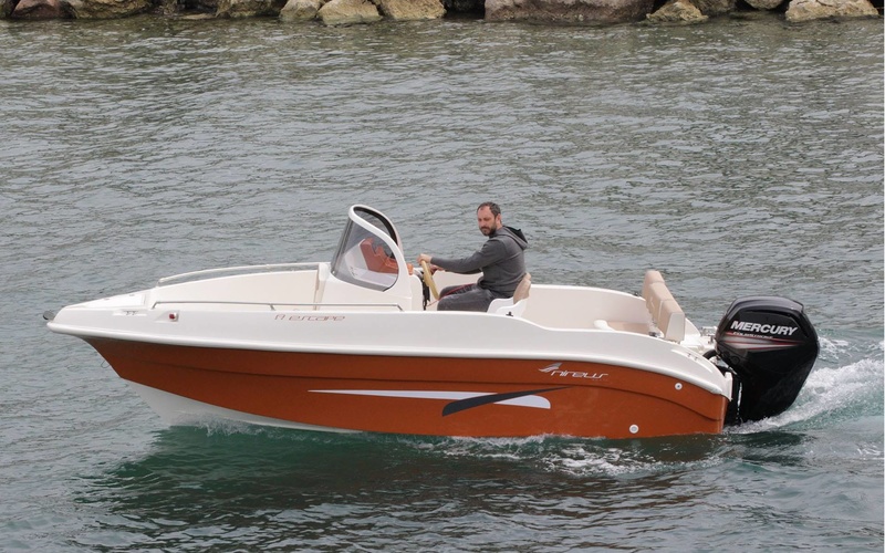 Nireus Ω53 Escape