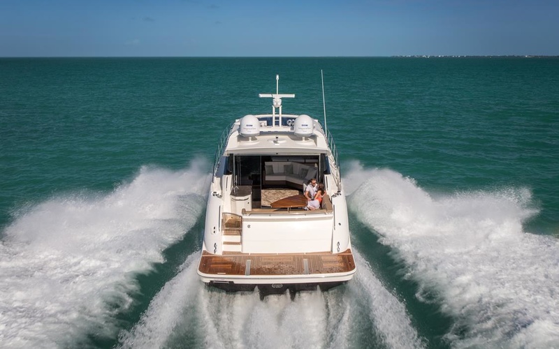 Sea Ray L590