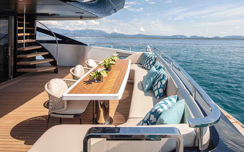 Mangusta  Gransport 33