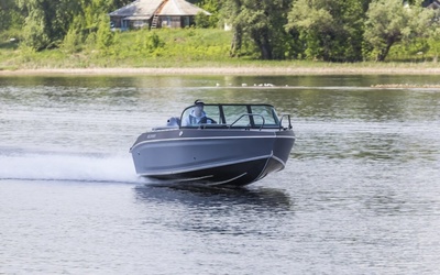 Volzhanka 53 Bowrider
