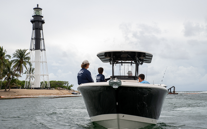 Sea Chaser 27 HFC
