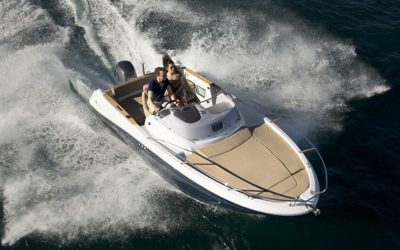 Jeanneau Cap Camarat 6.5 WA Serie 2