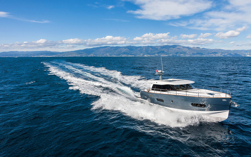 Azimut Magellano 43 HT