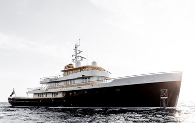 Turquoise Yachts  Blue II