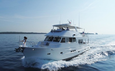 Outer Reef  640 Azure MY