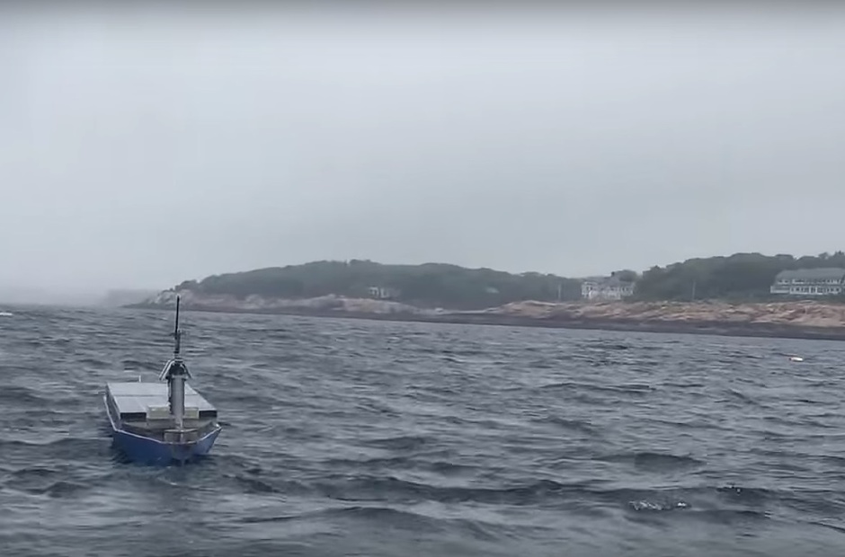Solar Voyager, the drone boat that set out to conquer the Atlantic.