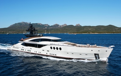 Palmer Johnson 210 SportYacht