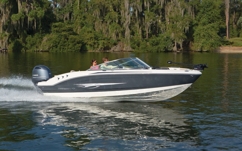Chaparral 21 H2O OB Ski & Fish