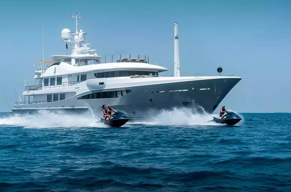 Amels Serenity J