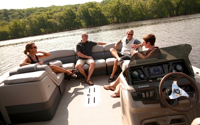 Premier Pontoons Intrigue RF