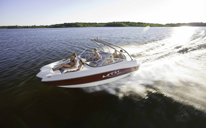 Rinker 220 MTX Captiva