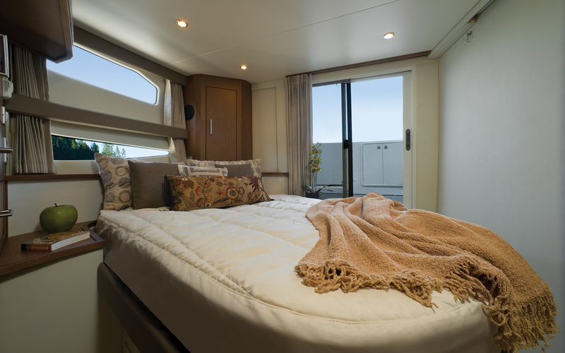 Carver 41 Cockpit Motor Yacht
