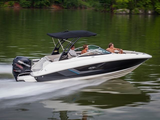 Sea Ray 220 Sundeck OB