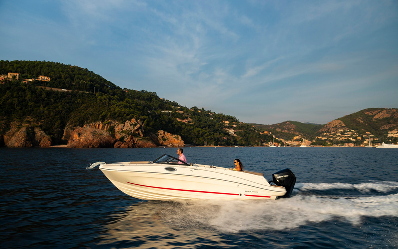 Bayliner VR6 Bowrider Outboard