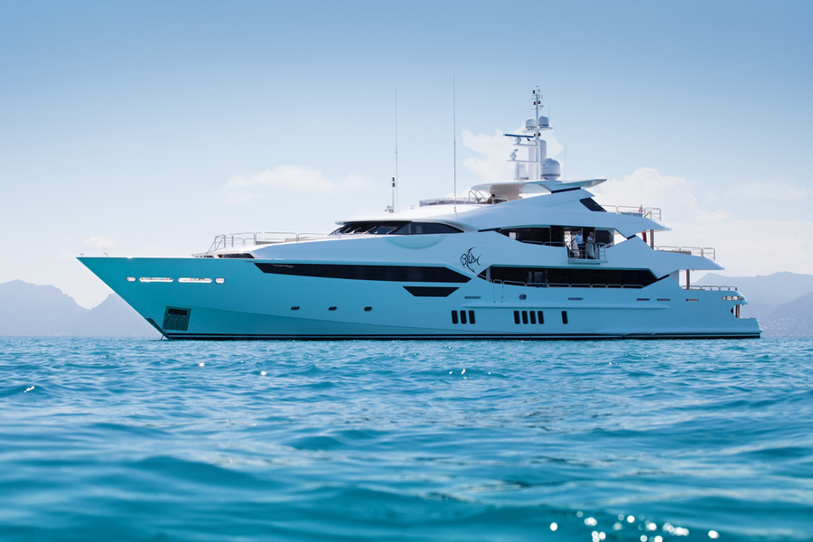 Sunseeker's biggest boat today. Step forward by 7 meters