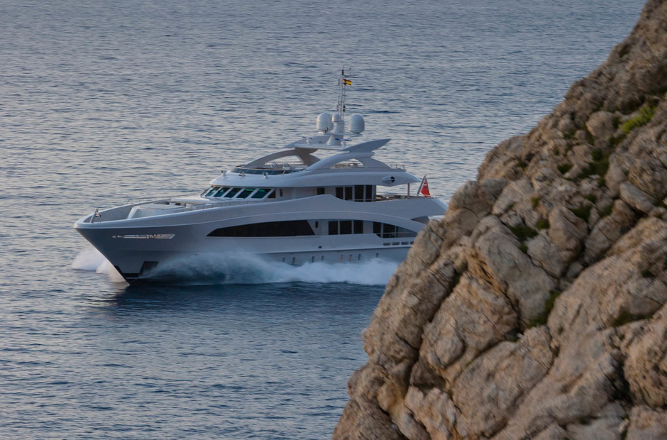 Heesen Knight