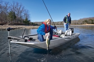 Crestliner 16 Storm