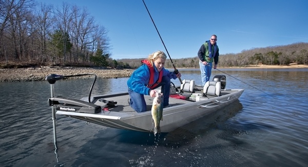 Crestliner 16 Storm