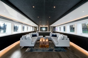 Pacifico Yachts Adventure 72