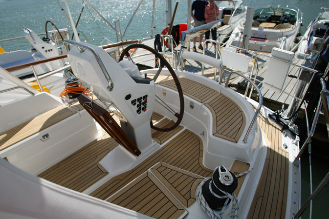 Nauticat  351