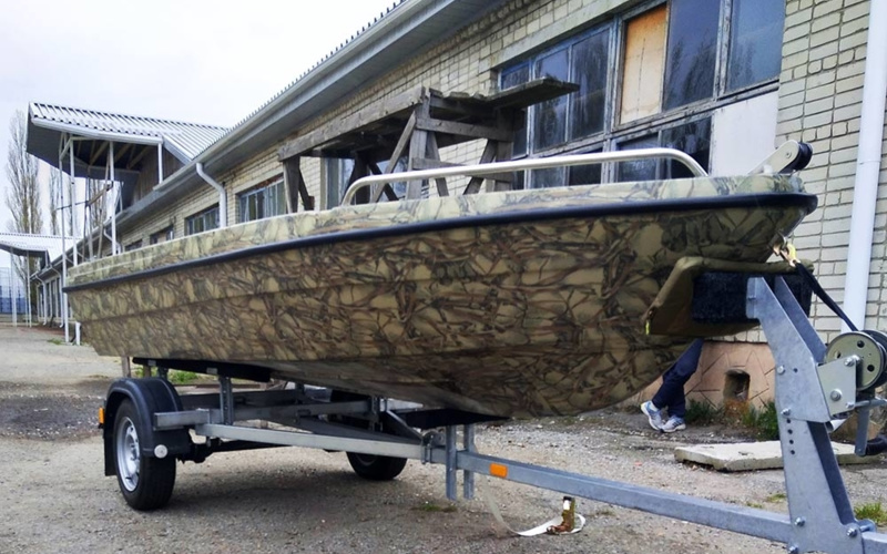 Akua Boat Касатка 405