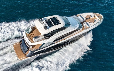 Monte Carlo Yachts 76 Skylounge