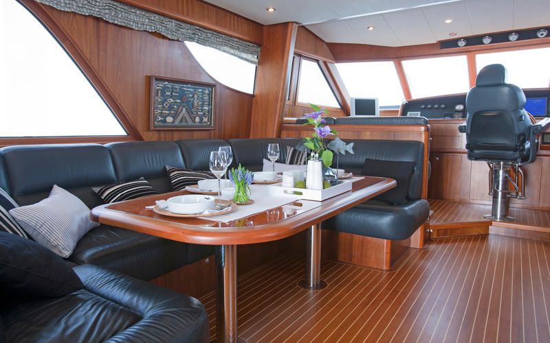 Mulder 82 Flybridge