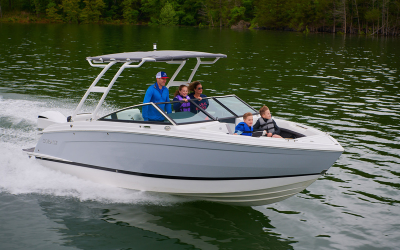 Cobalt R6 Outboard