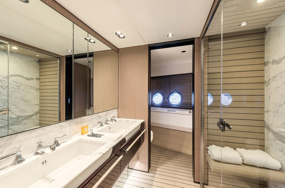 Azimut Oupas Impulse
