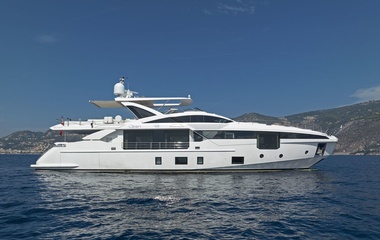 Azimut Starkiss