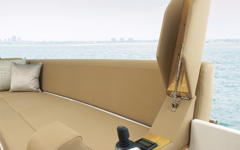 Sealine F450
