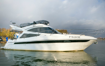 Galeon 340 Fly (2013)