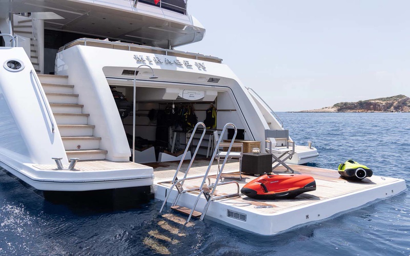 Sailfish 320 Express