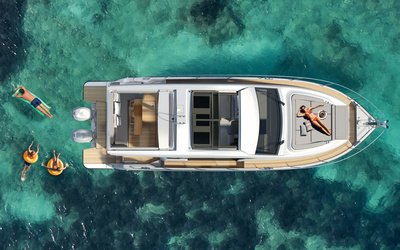 Sealine С390V