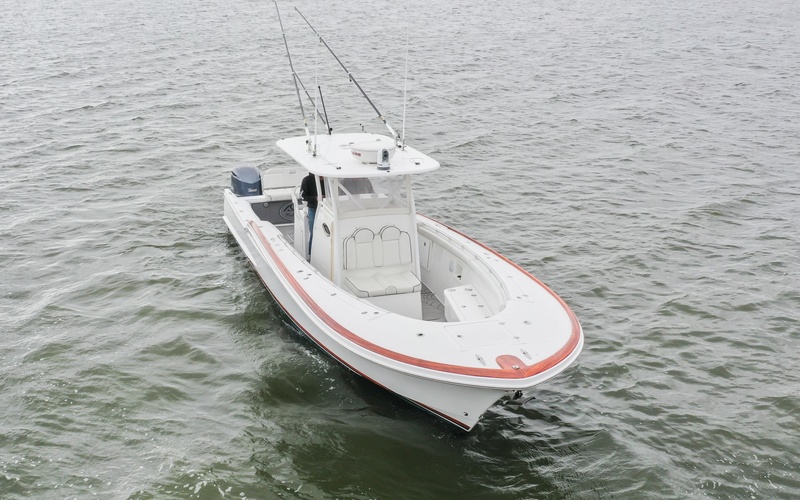 Buddy Davis 34 Center Console